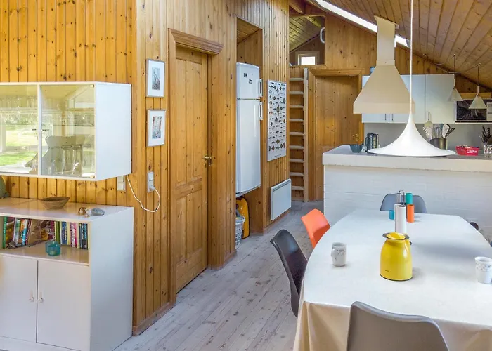 Three-bedroom In Tatil Evi