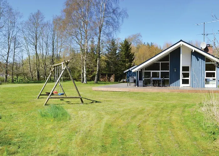 Tatil Evi Three-bedroom In *